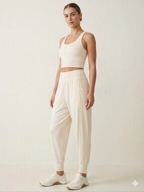 Old Navy Cream Women's Relaxed Jogger Pants